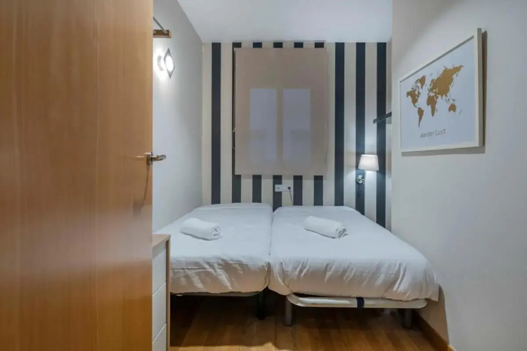 Modern and bright apartment in Eixample 4-2