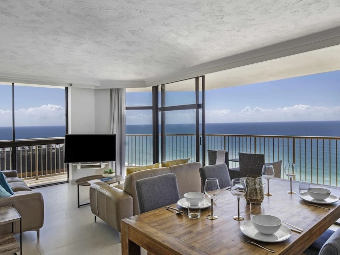 2 Bedrooms Deluxe room with balcony