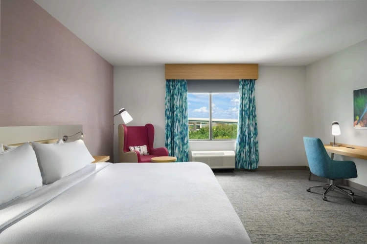 Mobility Accessible with Bathub Double room