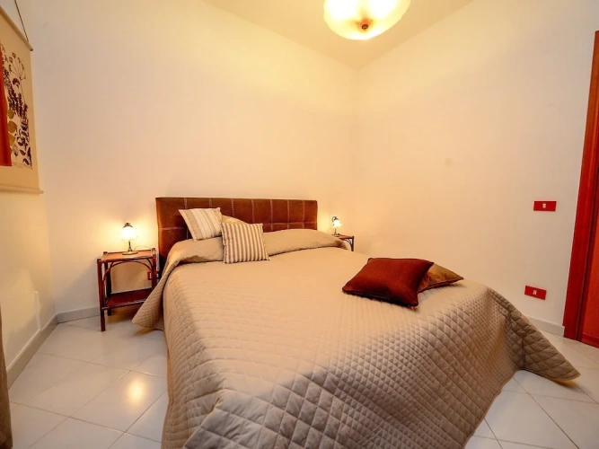 3 Bedrooms Apartment