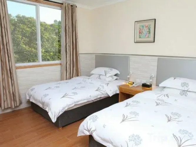Yayuan Hostel