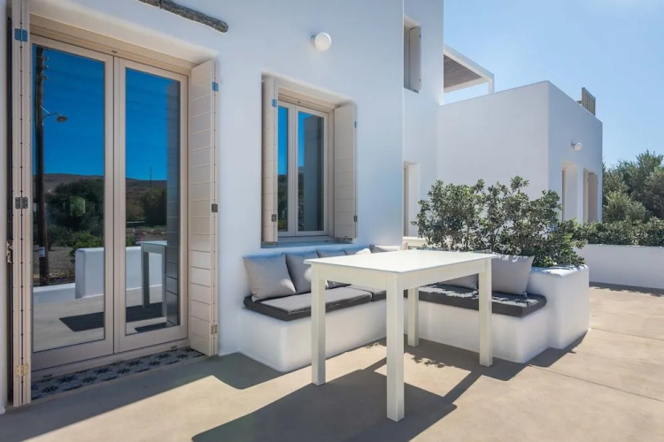 Milia Gi Suites