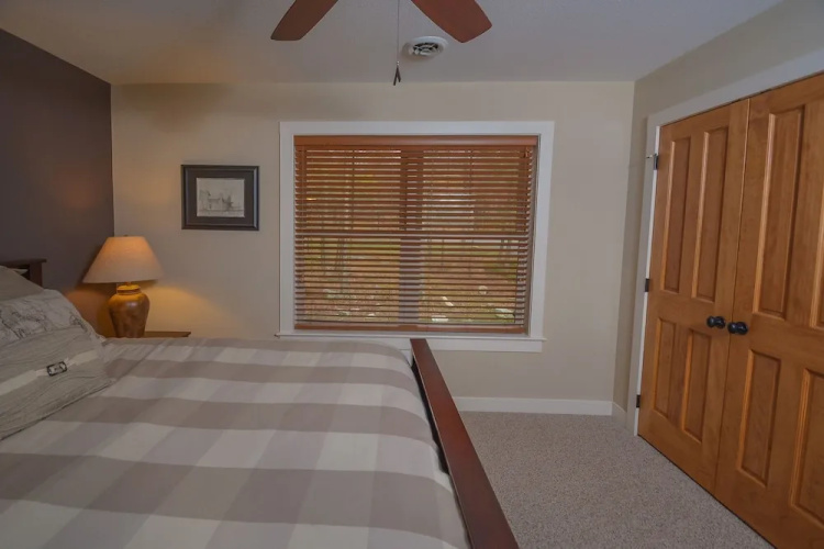 Barley Moon Retreat 5 Bedroom House