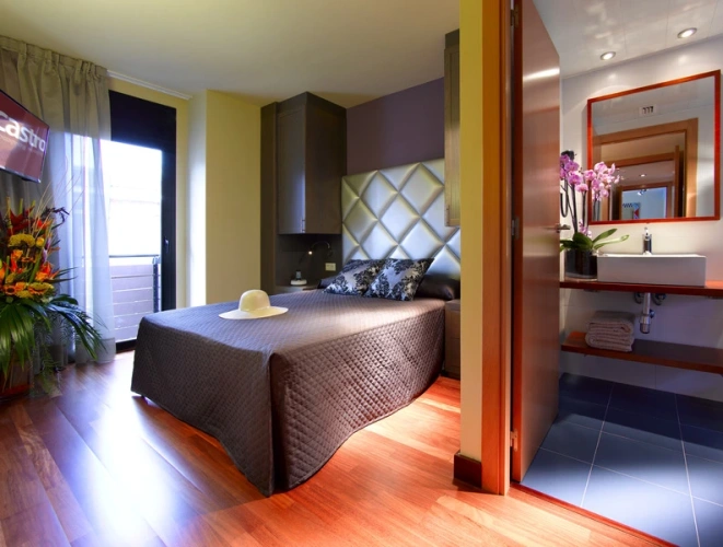 Standard room with balcony