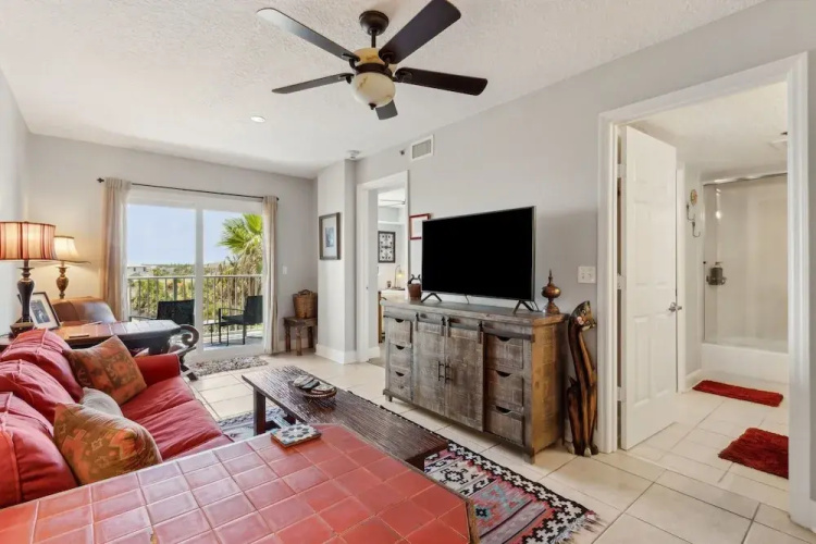 Vintage Ocean View Paradise - 1BR - Beachfront