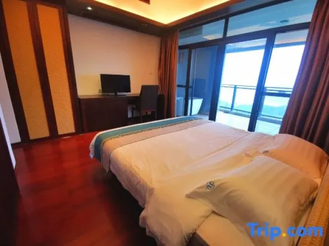 2 Bedrooms Deluxe Suite with sea view