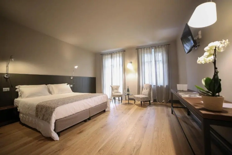 Superior Double room with lake view