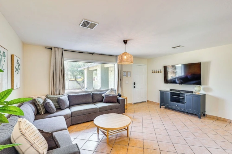 3 Bedrooms Cottage