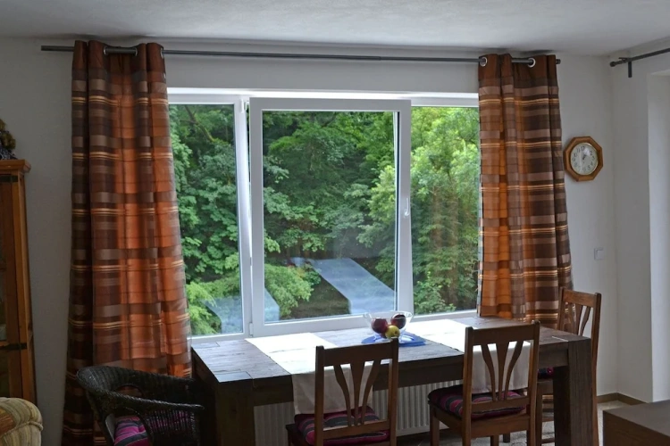 3 Bedrooms Apartment