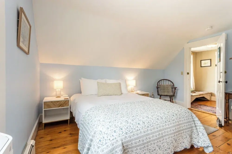 Standard room with river view