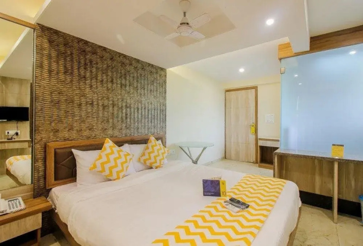 FabHotel Blue Bell Residency Thane East