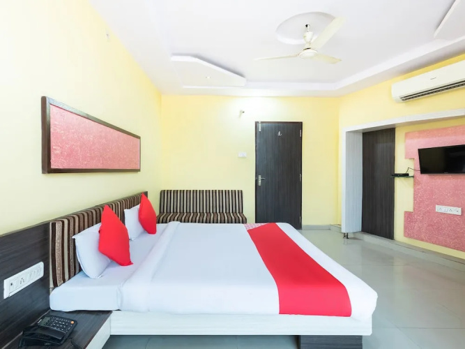Hotel Rajendra Palace by OYO Rooms