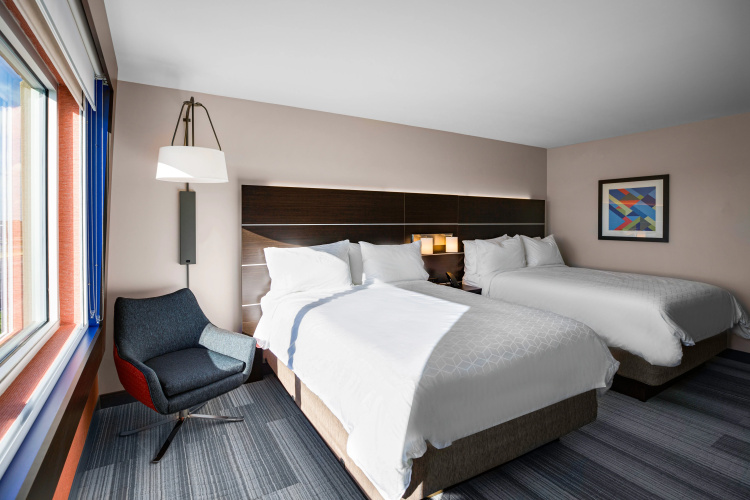 Holiday Inn Express & Suites Sanford photo 8