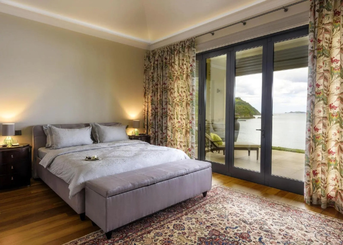 Helena Bay Lodge