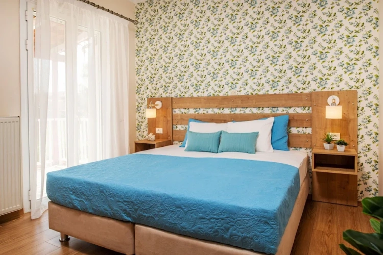 3 Bedrooms Cottage with balcony