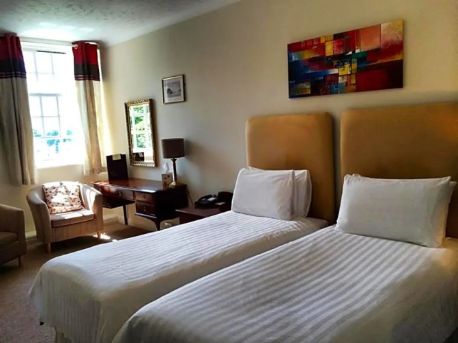 Stoke Lodge Hotel