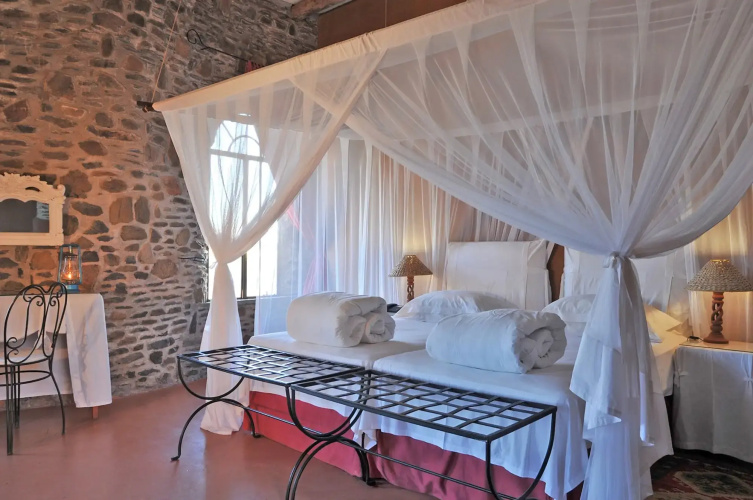 Le Mirage Resort and Spa