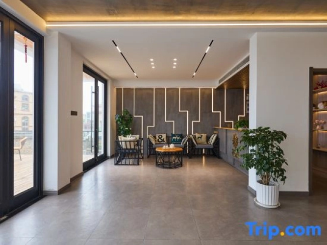 Floral Hotel·Shengsi Muye Hotel