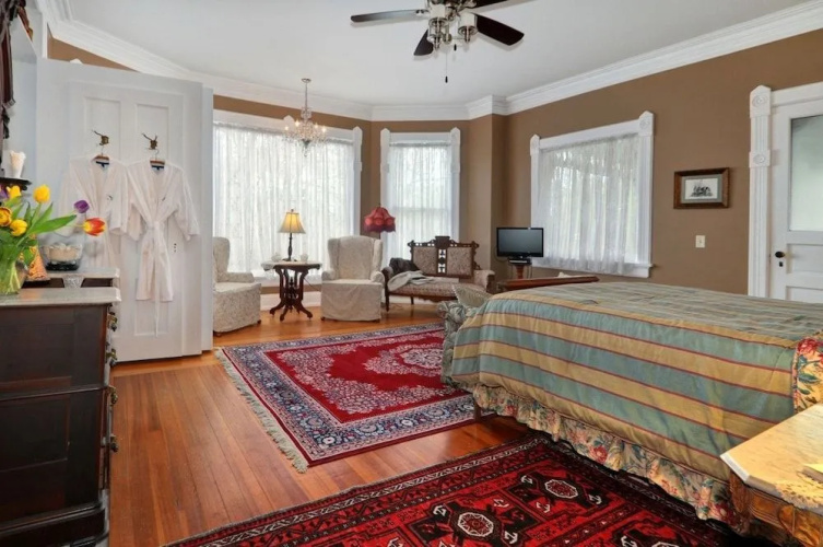 Fargo Mansion Inn