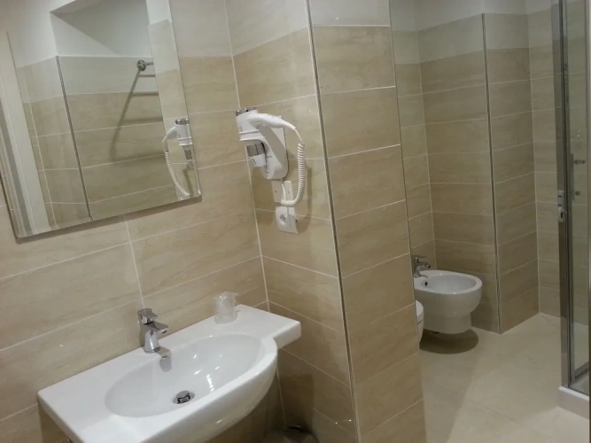Premier Single room
