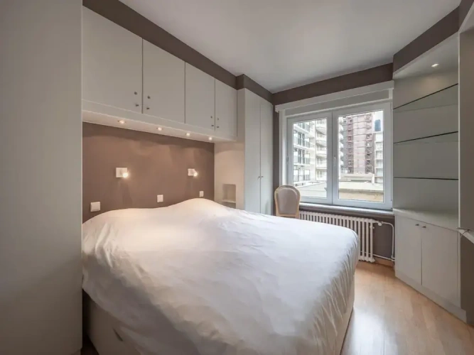3 Bedrooms Classic Apartment