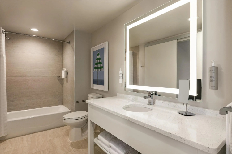 Embassy Suites by Hilton Panama City Beach Resort photo 11