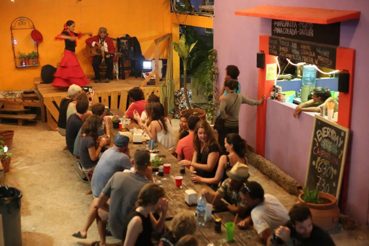 Weary Traveler Hostel