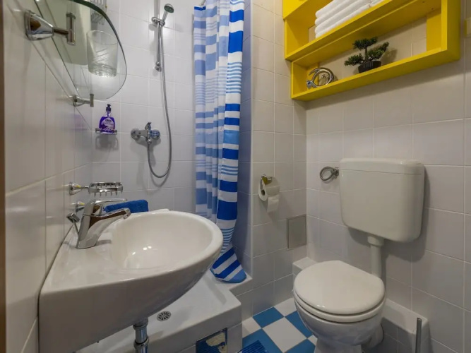 Apartment Zeki