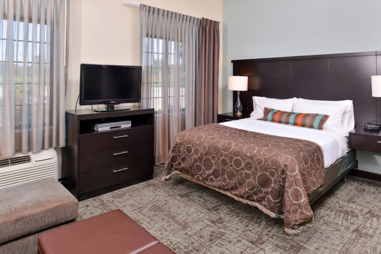 Staybridge Suites O'Fallon Chesterfield by IHG