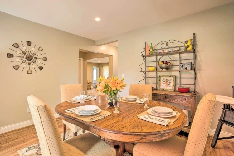 3 Bedrooms Cottage