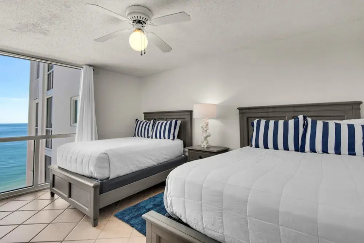 Shoreline Towers 2115