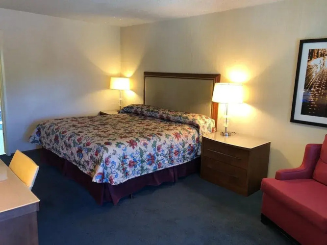 Hillside Inn