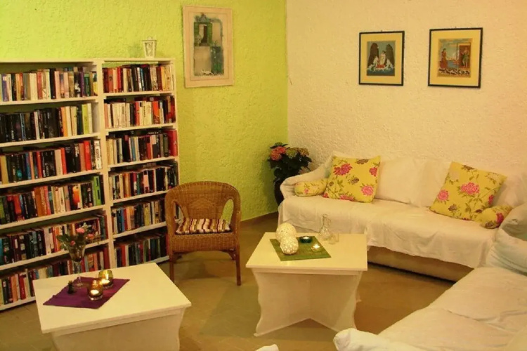 Gioma Hotel