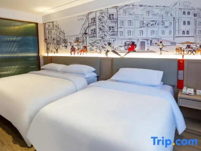 Deluxe Double Family room