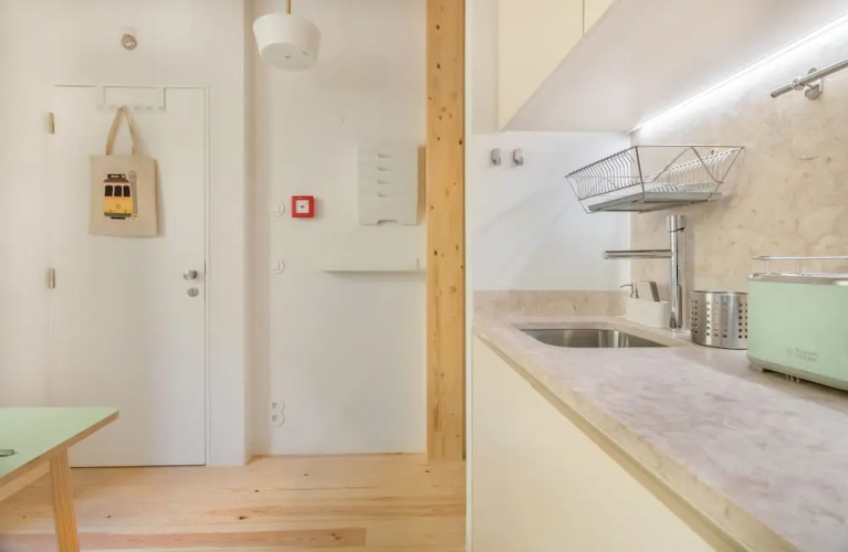 Casa da Graça Lisbon Hideout I