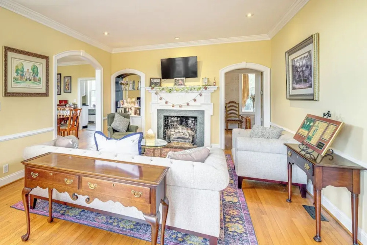 9-acre New River Retreat Near Radford University