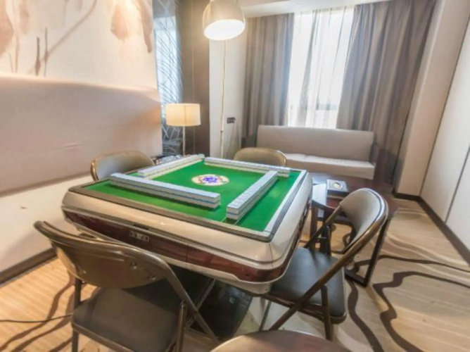 Yi Jia Hotel