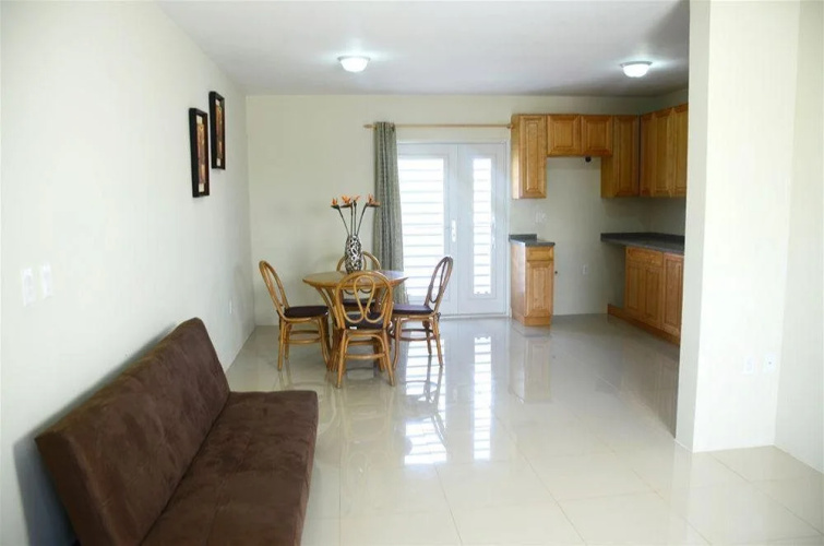 The Advantage Apartments