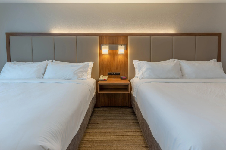 Holiday Inn Express Indianapolis - Southeast by IHG