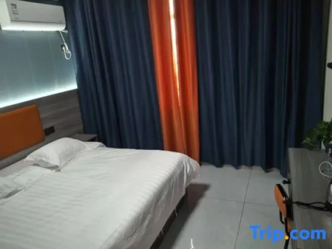 Standard Twin Family room