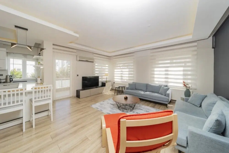 Delightful Flat With Shared Pool in Konyaalti