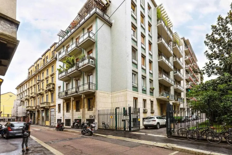 SV18C Charming modern flat S Ambrogio