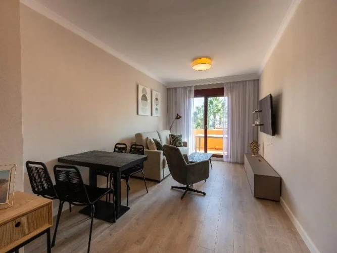 2 Bedrooms Premium Apartment with balcony
