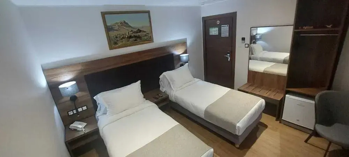 Lounis Hotel by Atlantis