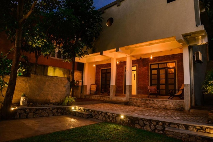 4 Bedrooms Cottage