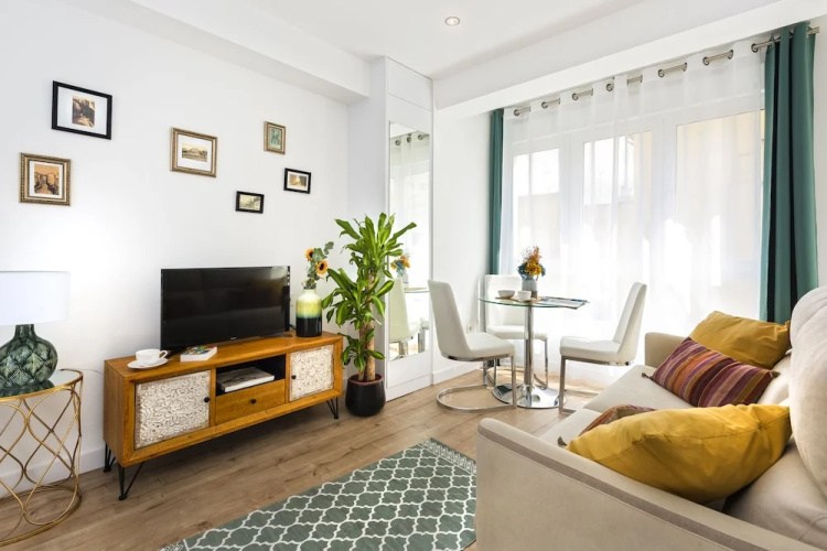 Genteel Home Santo Cristo