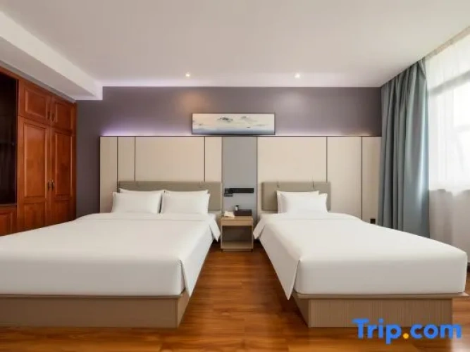 Luxury Twin room