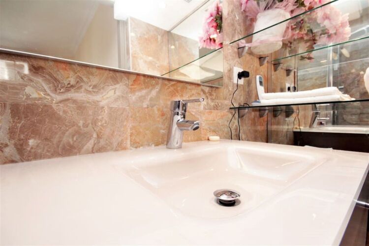 2 rooms - next to the Eiffel tower - Trocadéro - Image 11