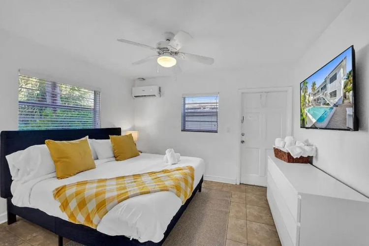Desoto 2 Bedrooms First Floor