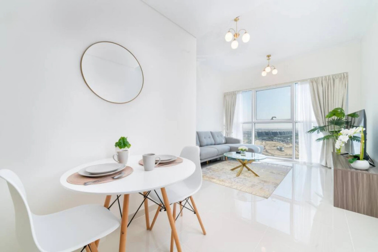Immaculate 1BR apartment at Carson C